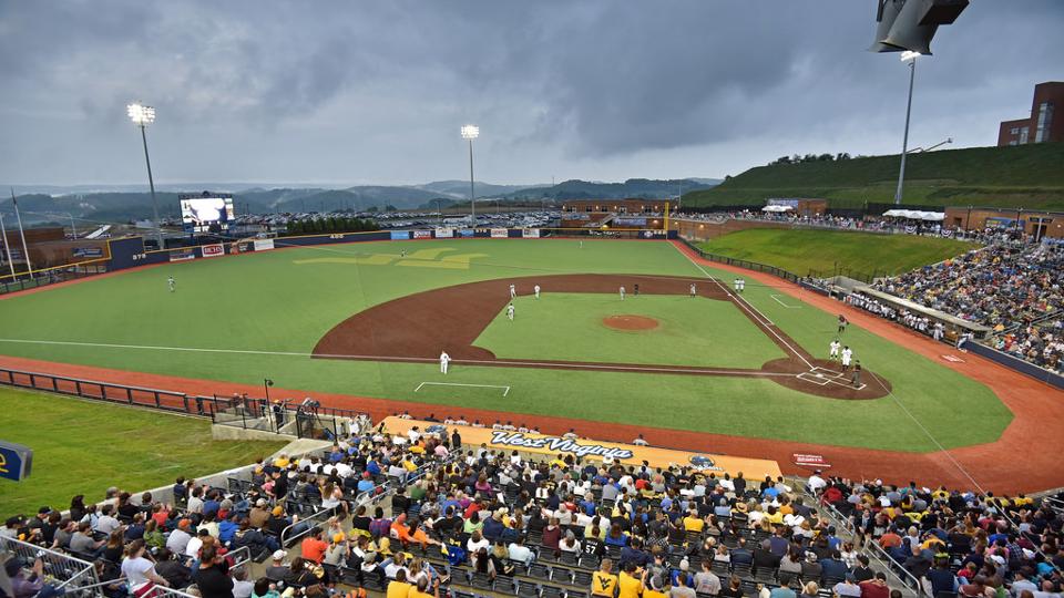 Views, quirks and pepperoni in West Virginia | MiLB.com