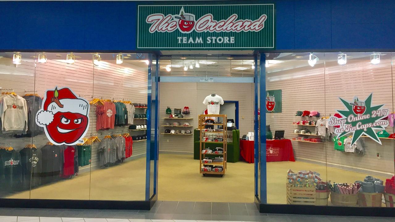 Fort Wayne Mall >> Team Store Open At Glenbrook Square For Holidays Fort Fort Wayne Mall >> Team Store Open At Glenbrook Square For Holidays Fort